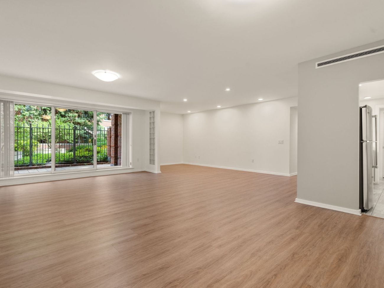 thomas graves landing condo - interior photo