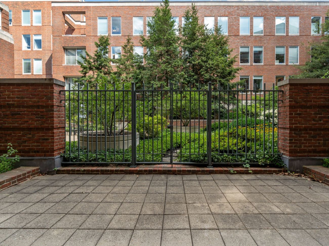 thomas graves landing condo - interior photo