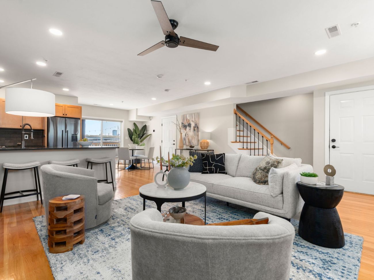 thomas graves landing condo - interior photo