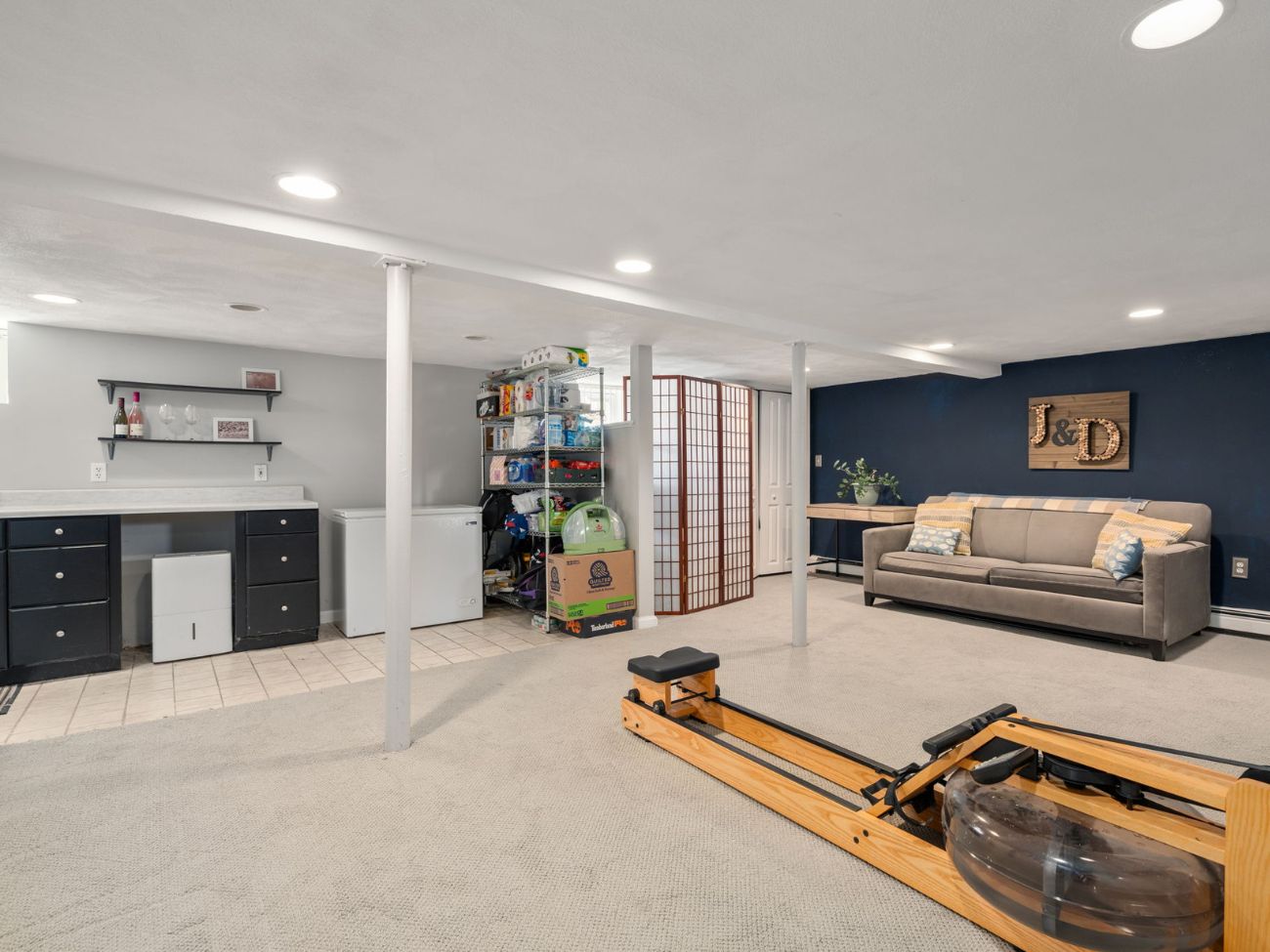 condo interior photo