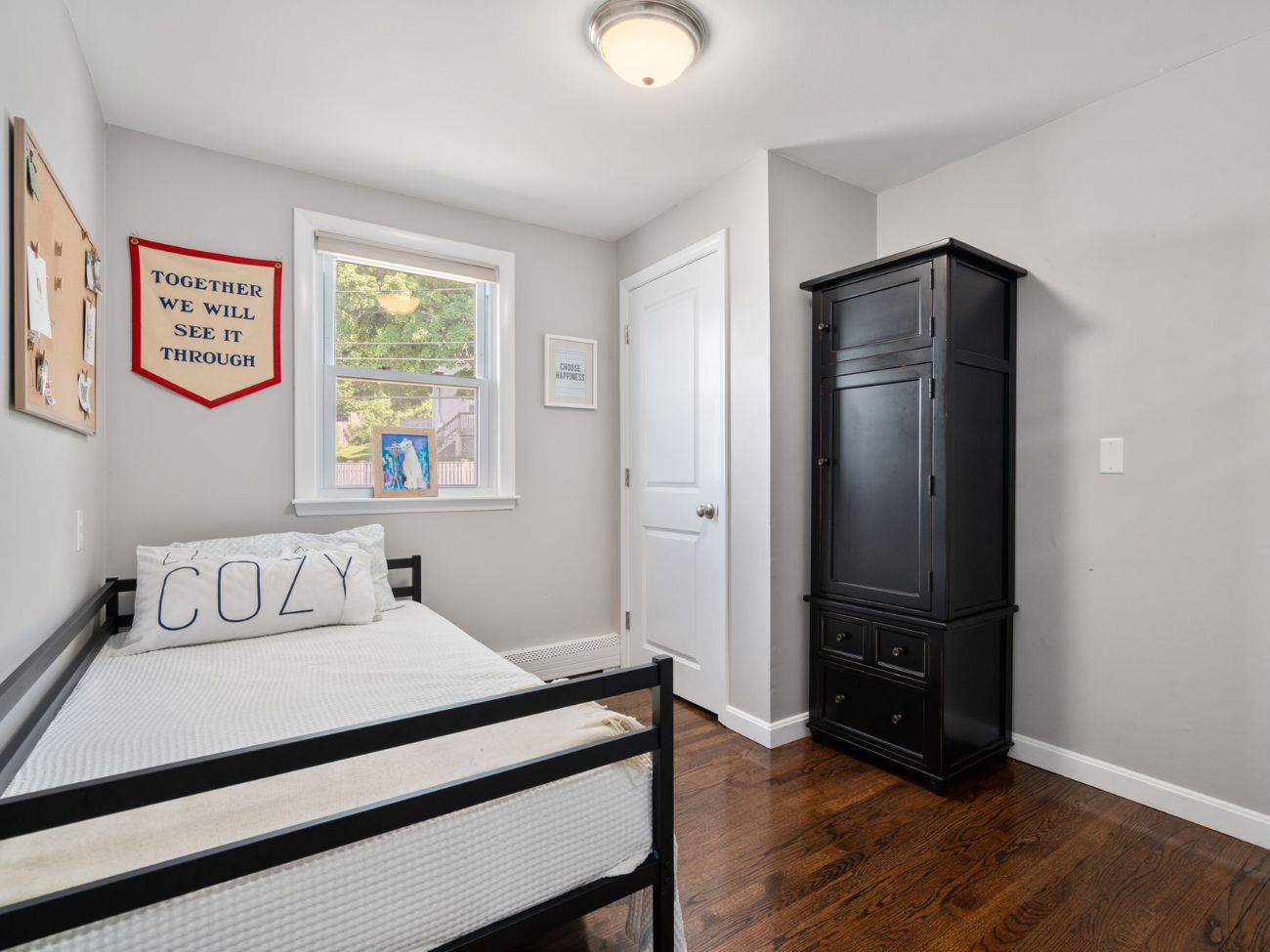 condo interior photo