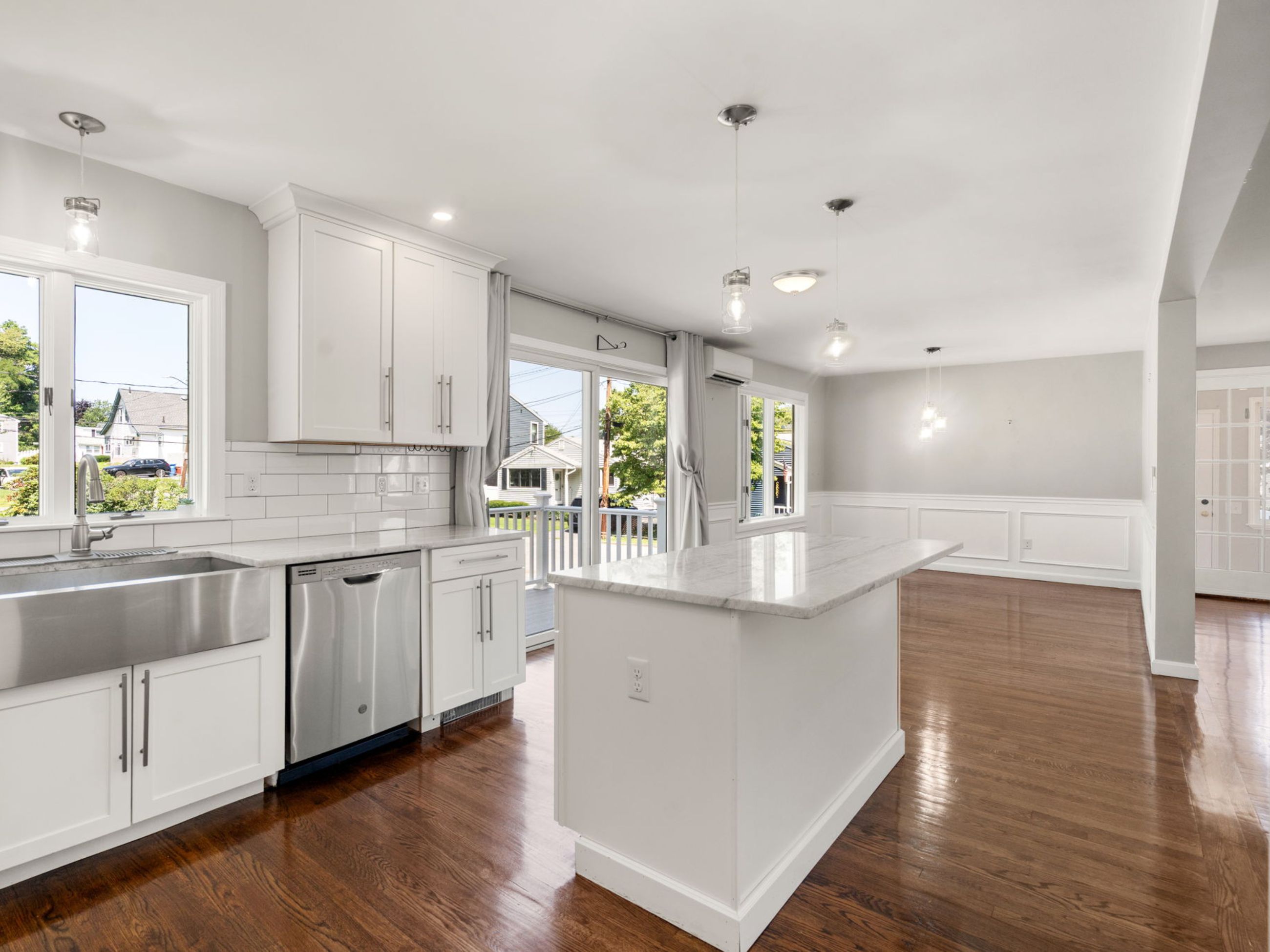 condo interior photo