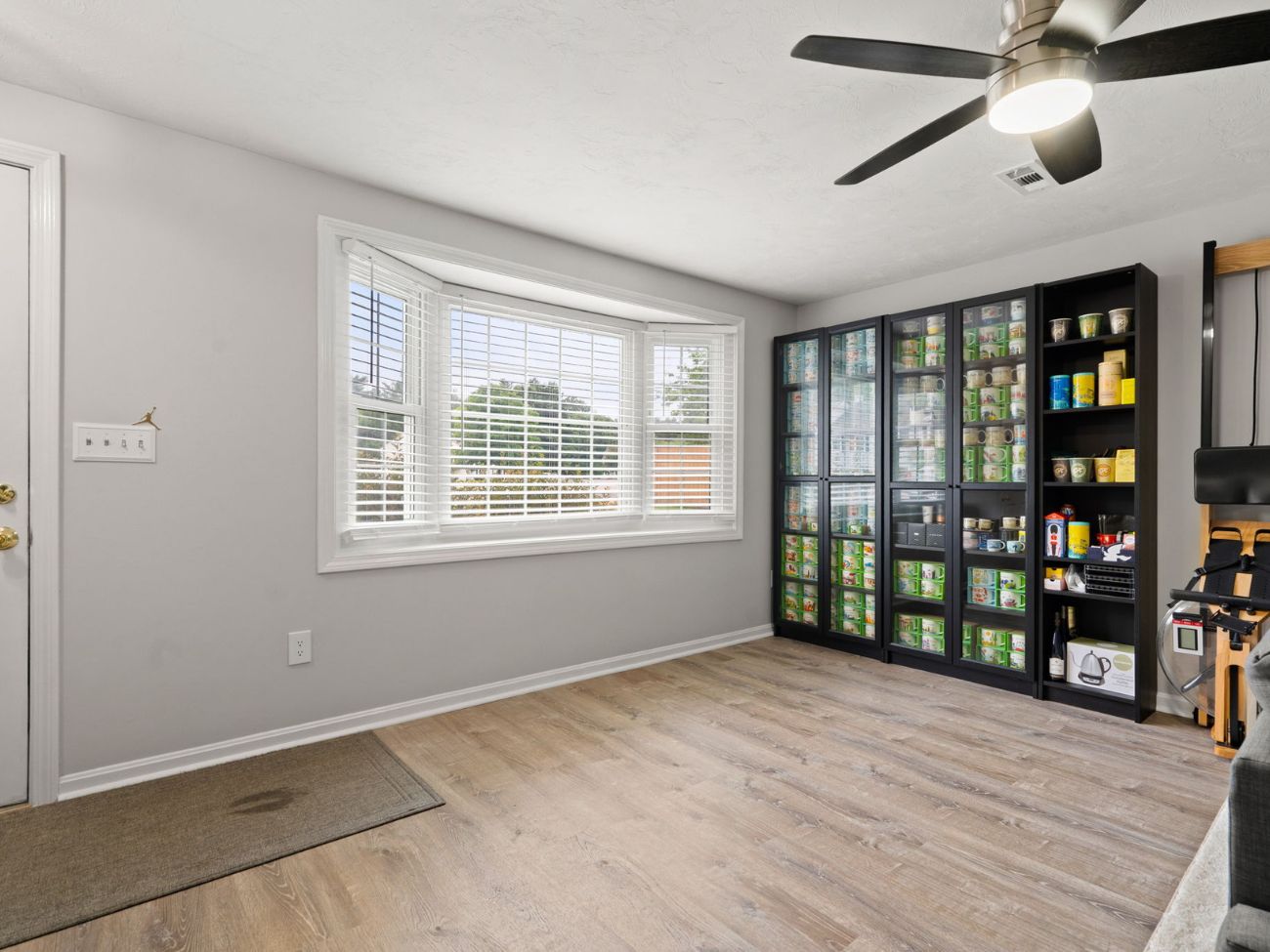 thomas graves landing condo - interior photo