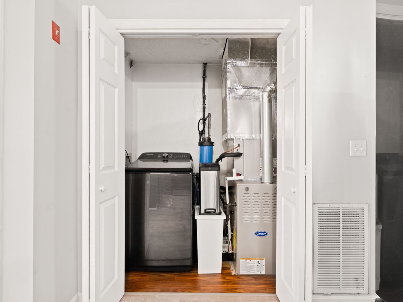 thomas graves landing condo - interior photo