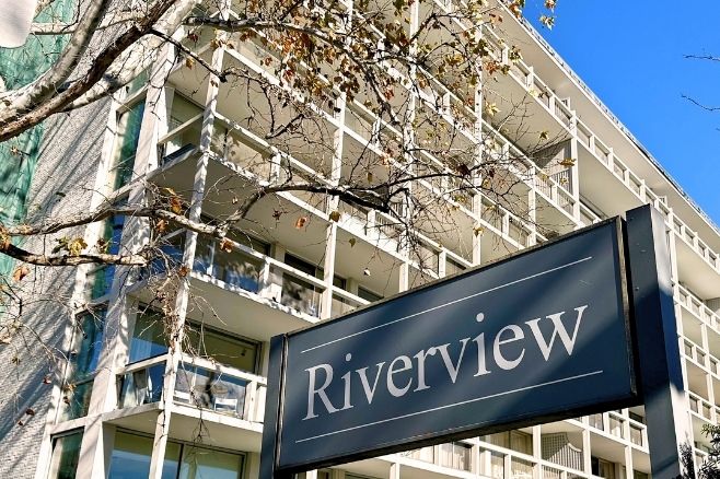 picture of the sign for the riverview