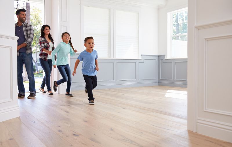 Kids at open house etiquette