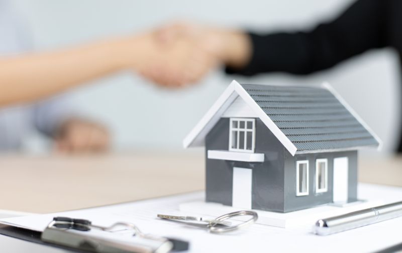 an image representing the purchase and sale agreement in massachusetts