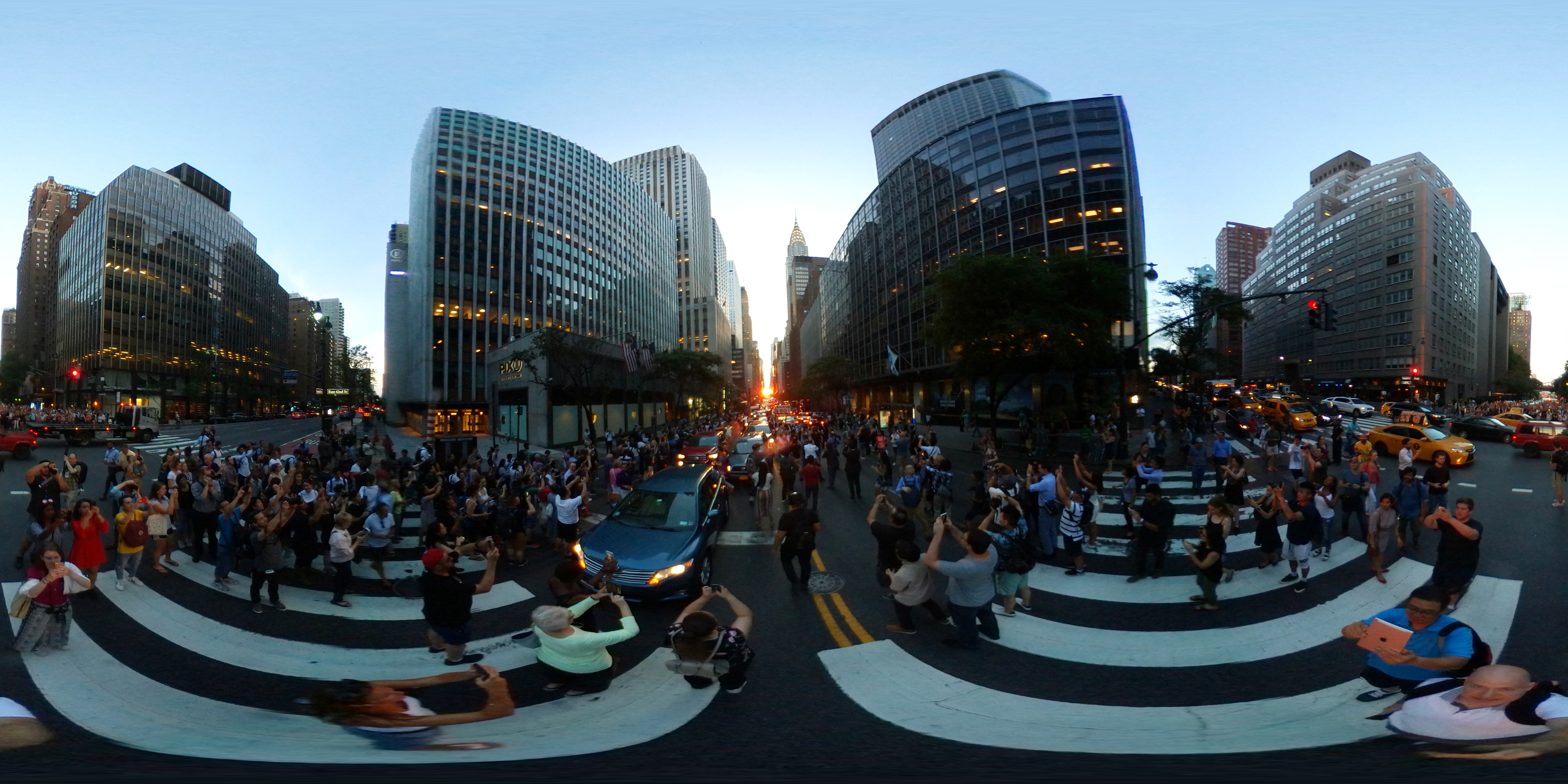 360 Manhattanhenge 