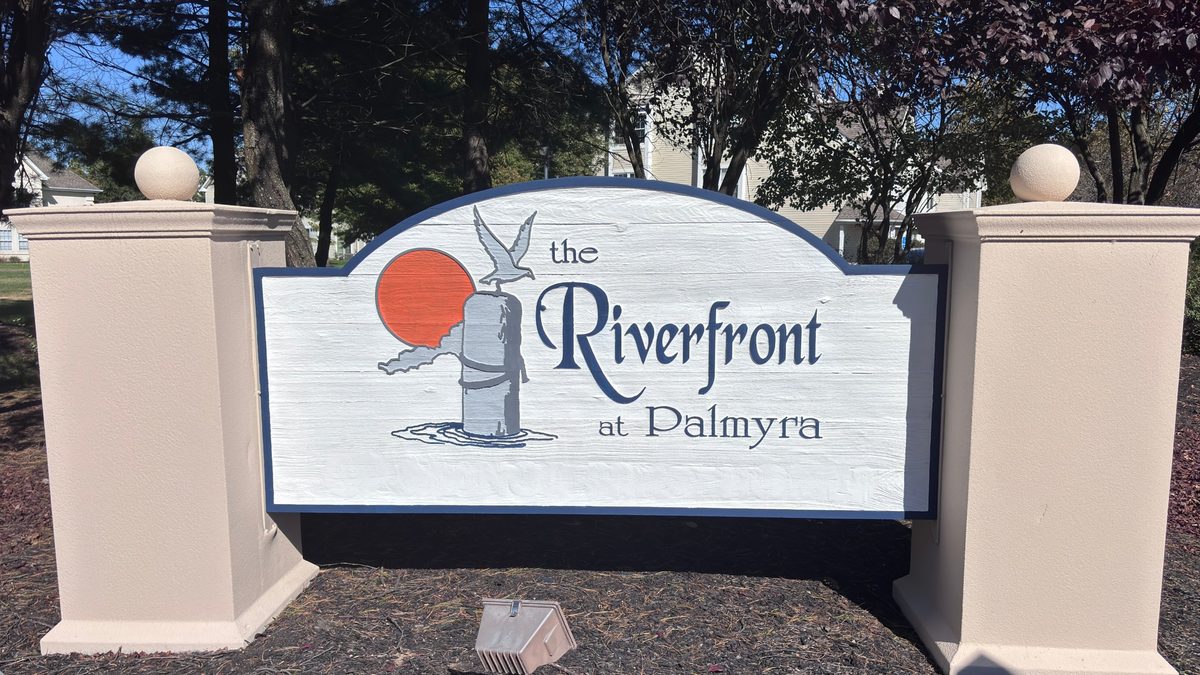 The Riverfront at Palmyra community entrance sign