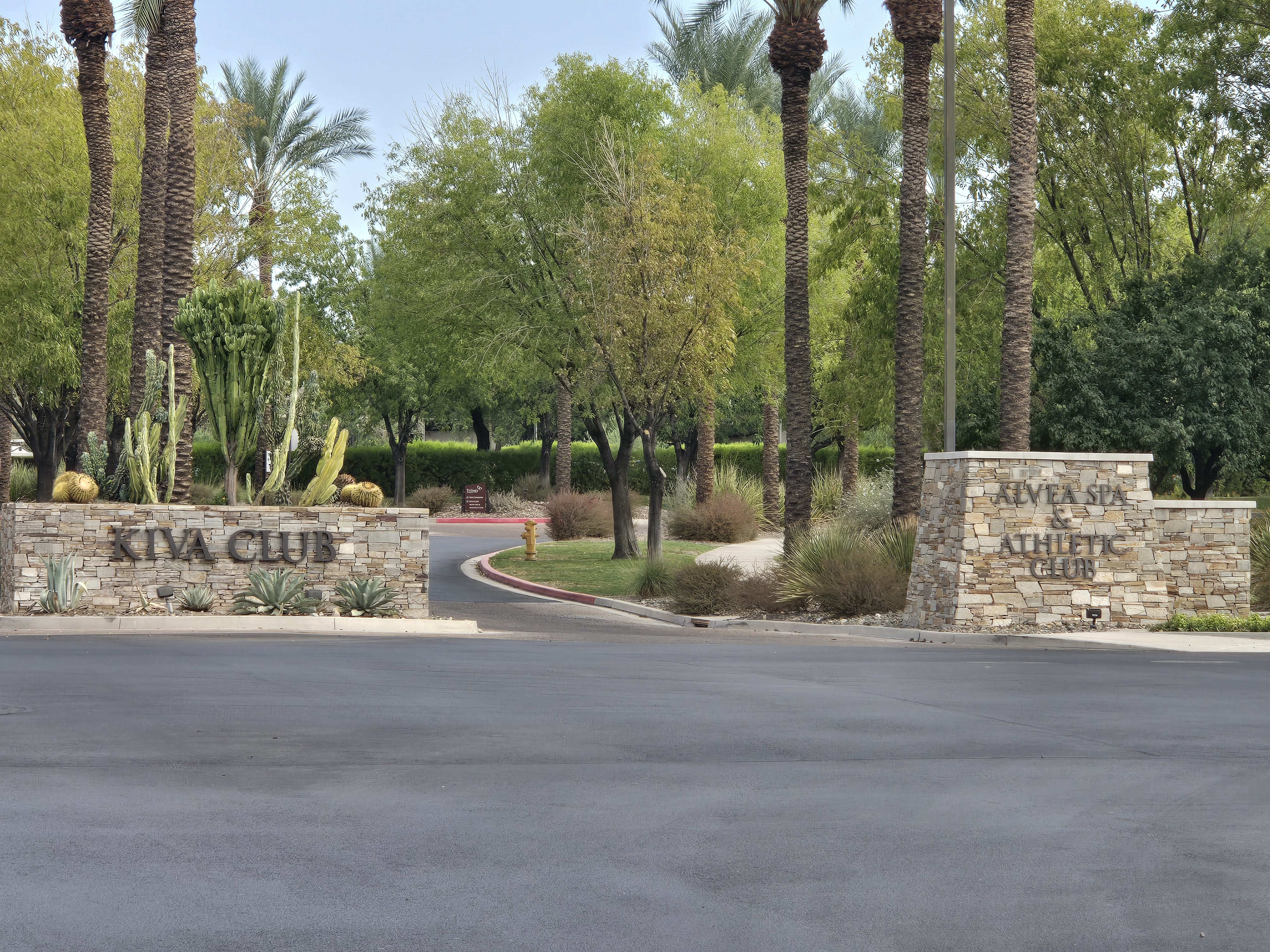 Kiva Club entrance
