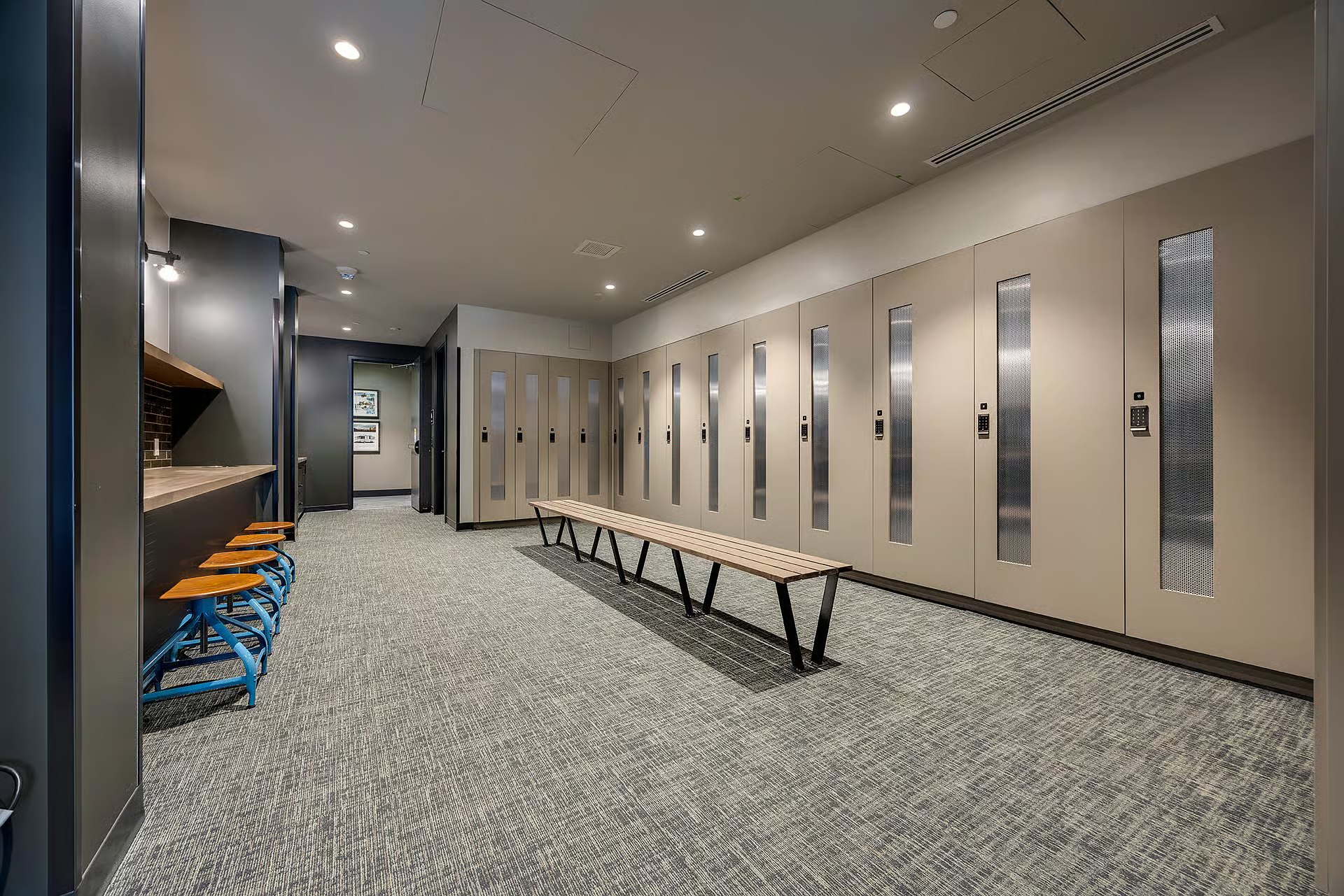 Amble ski storage and locker area