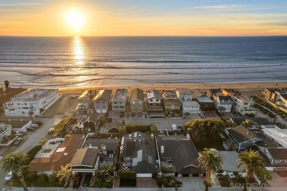 Del Mar Houses