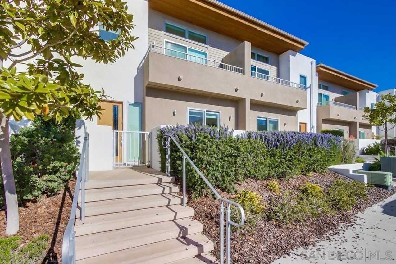 Carmel Row community east Carmel Valley San Diego 92130