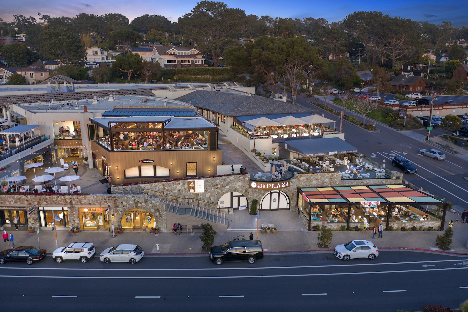 Del Mar Plaza