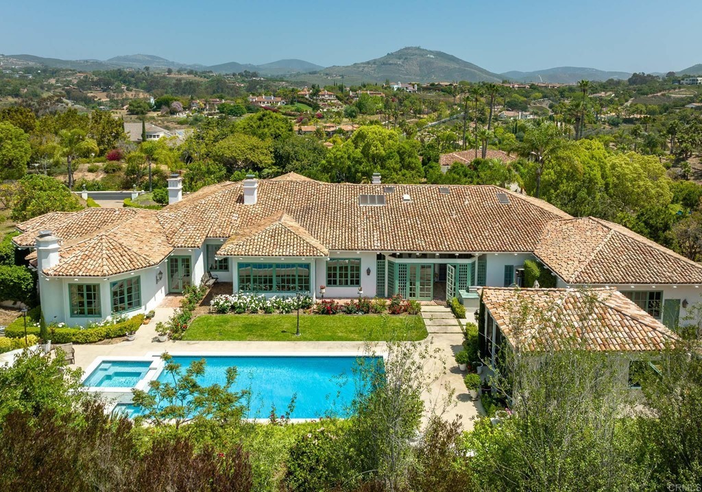 Rancho Santa Fe Single Story Homes