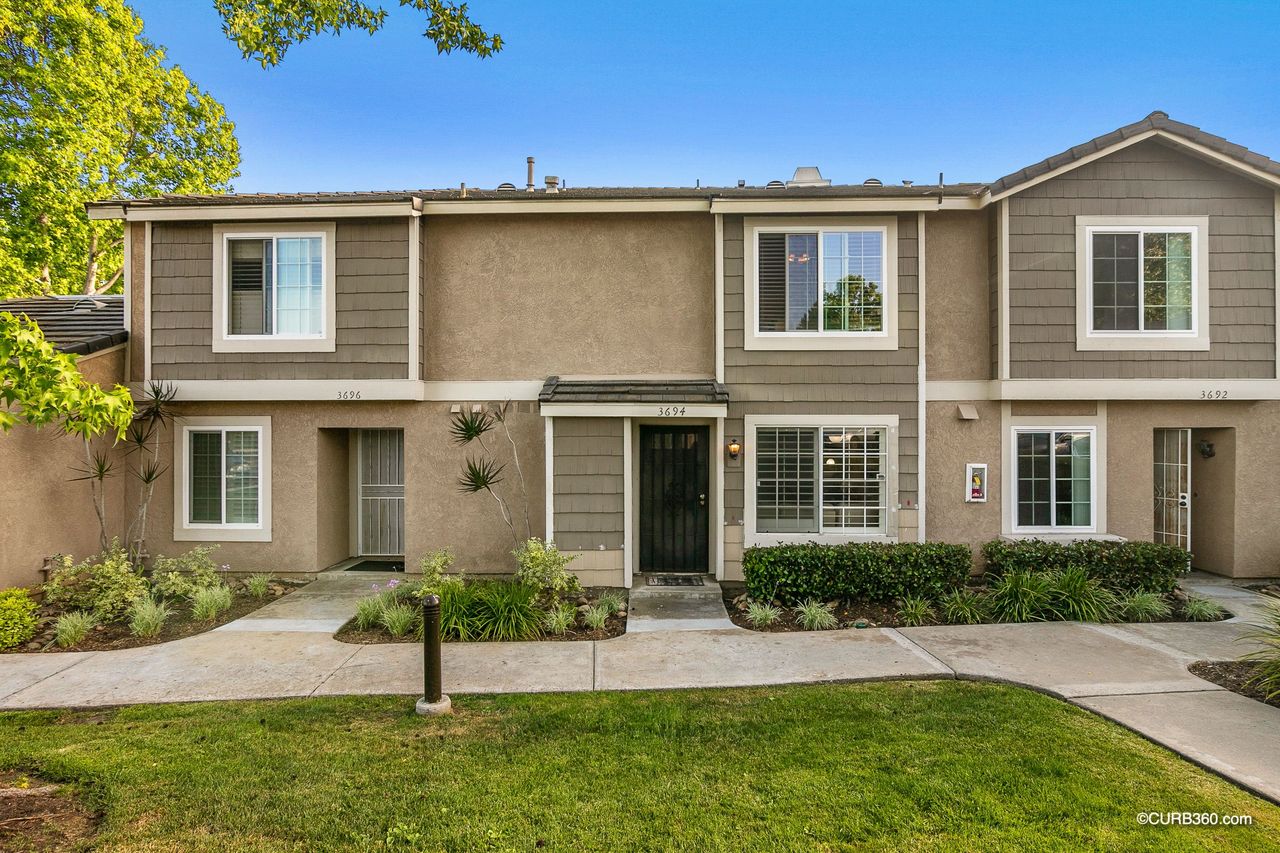 The Groves townhomes Carmel Valley San Diego
