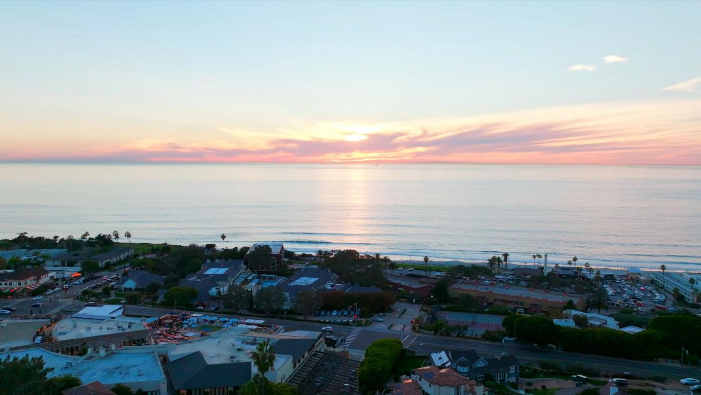 Del Mar Plaza