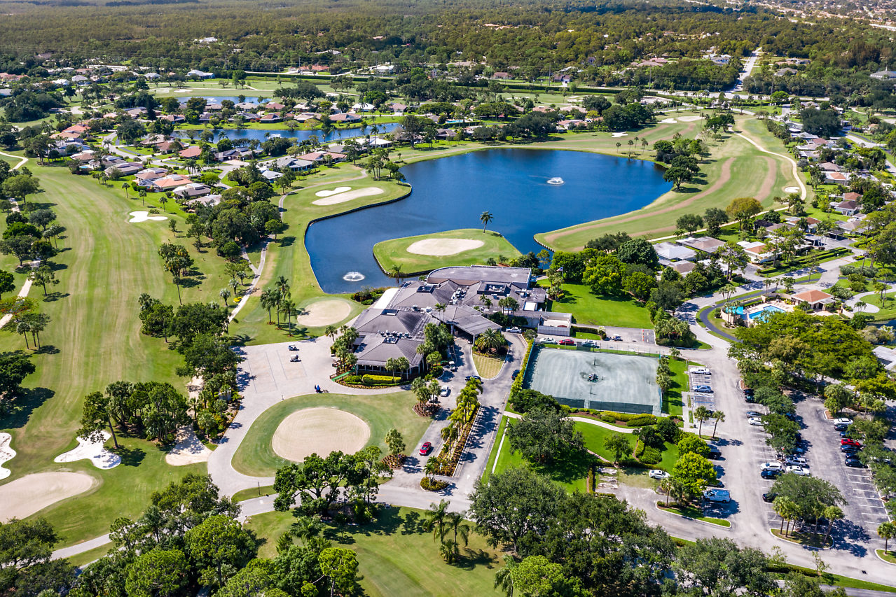 12780 Oak Knoll Dr Eastpointe Country Club