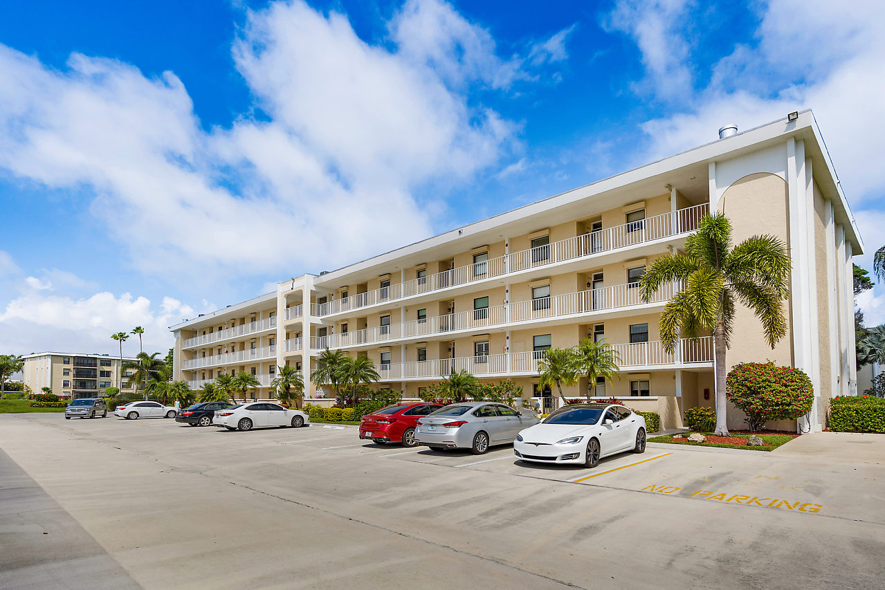 300 N. A1A Jupiter FL 33477