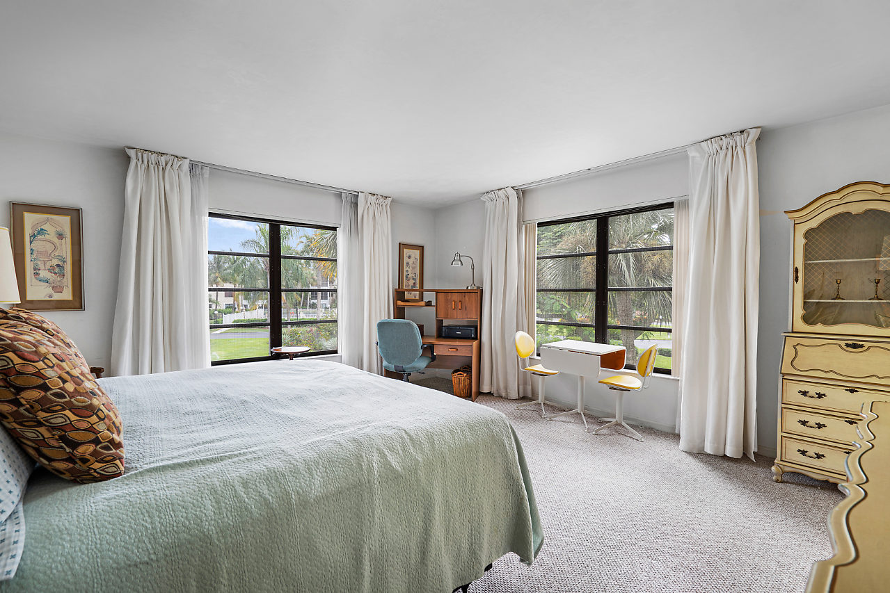 Ocean Parks Jupiter Fl 33477 202A