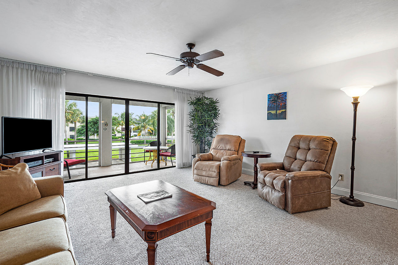 Ocean Parks Jupiter Fl 33477 202A