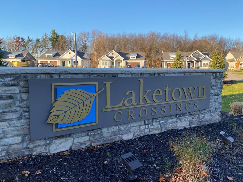 Laketown Crossings