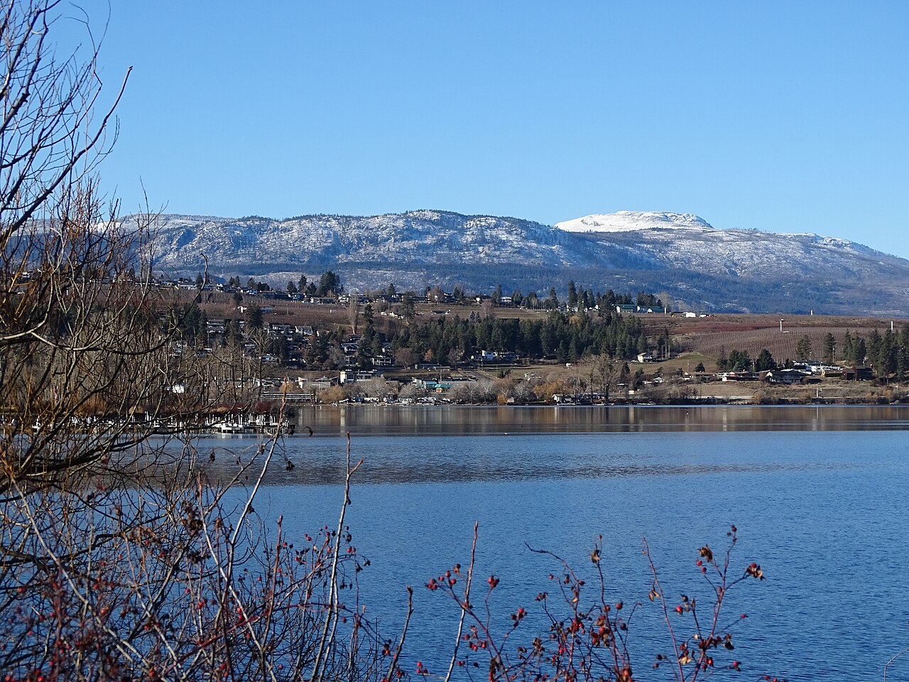Wood Lake, Lake Country