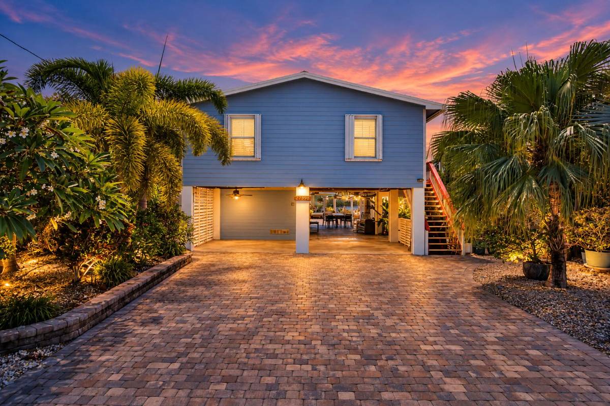 Canalfront home at 27398 Saint Vincent Ln in Breezeswept Beach Estates, Ramrod Key, Florida Keys