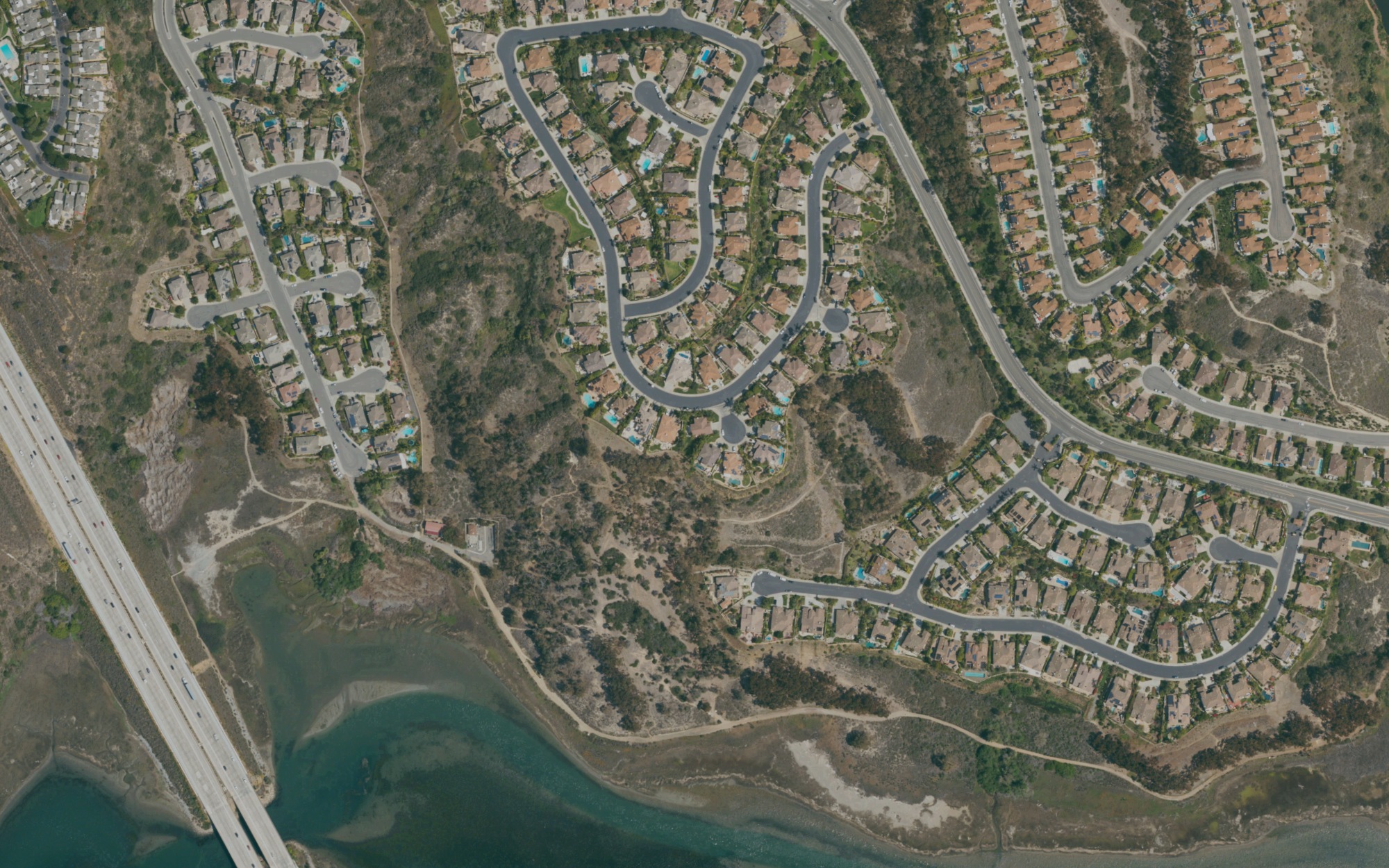 Actual aerial photograph of the Aviara area; historical 2022 imagery selection.