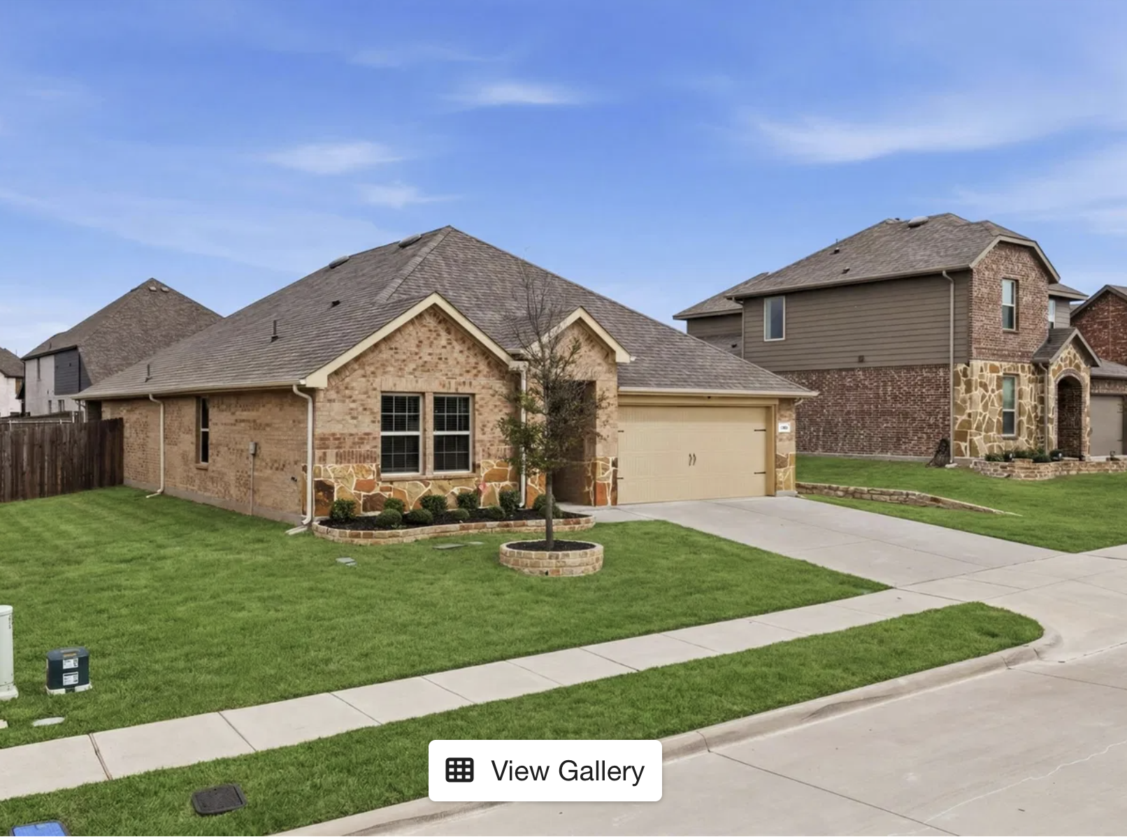 210 Gatecrest Dr - Front Exterior
