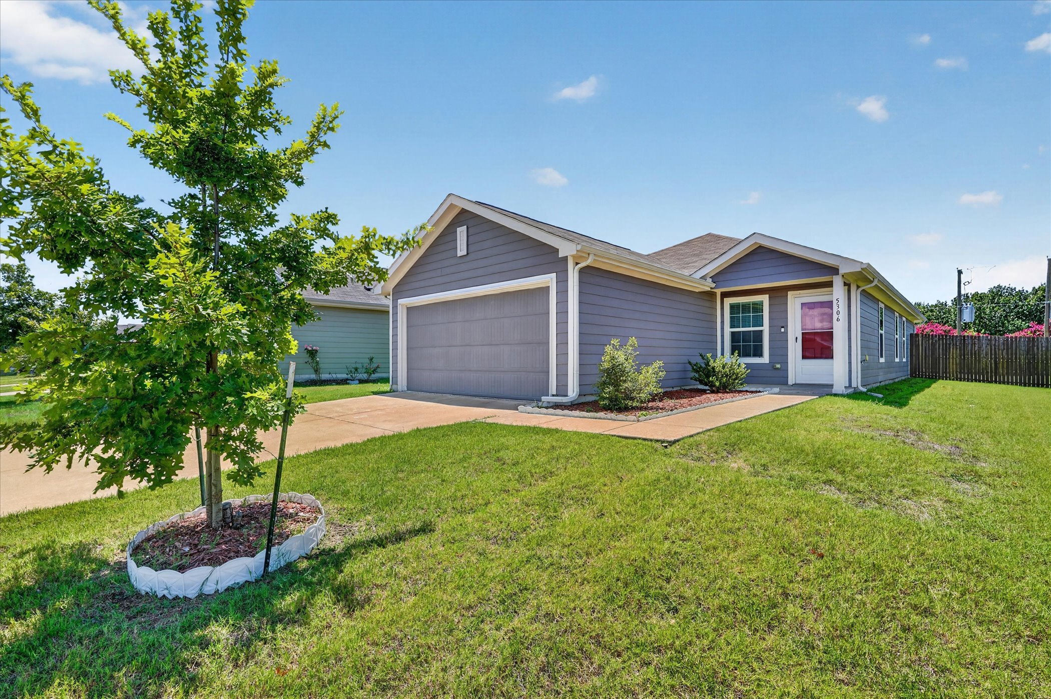 5306 Curwood Dr Front Exterior