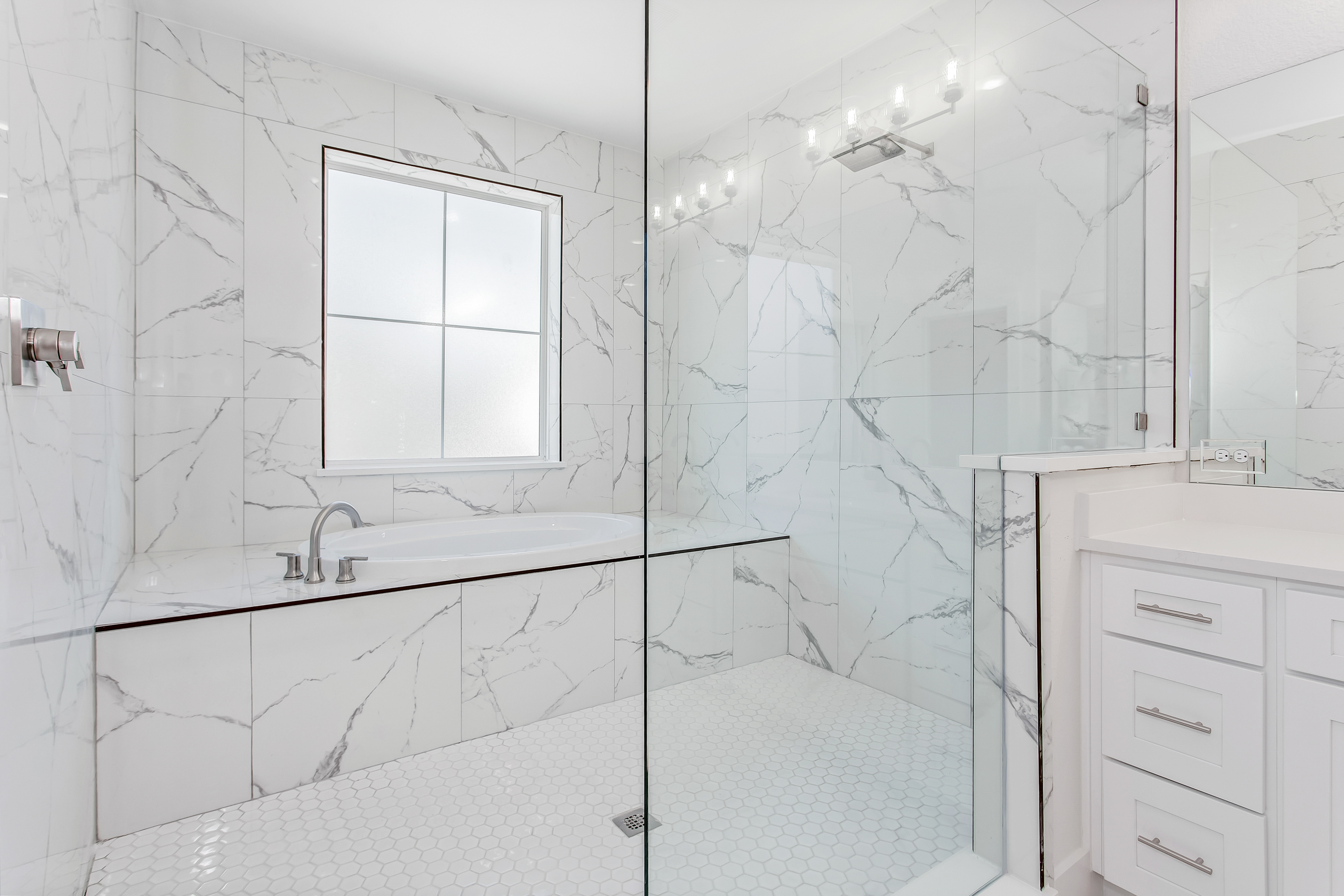 Primary Bath Shower & Tub