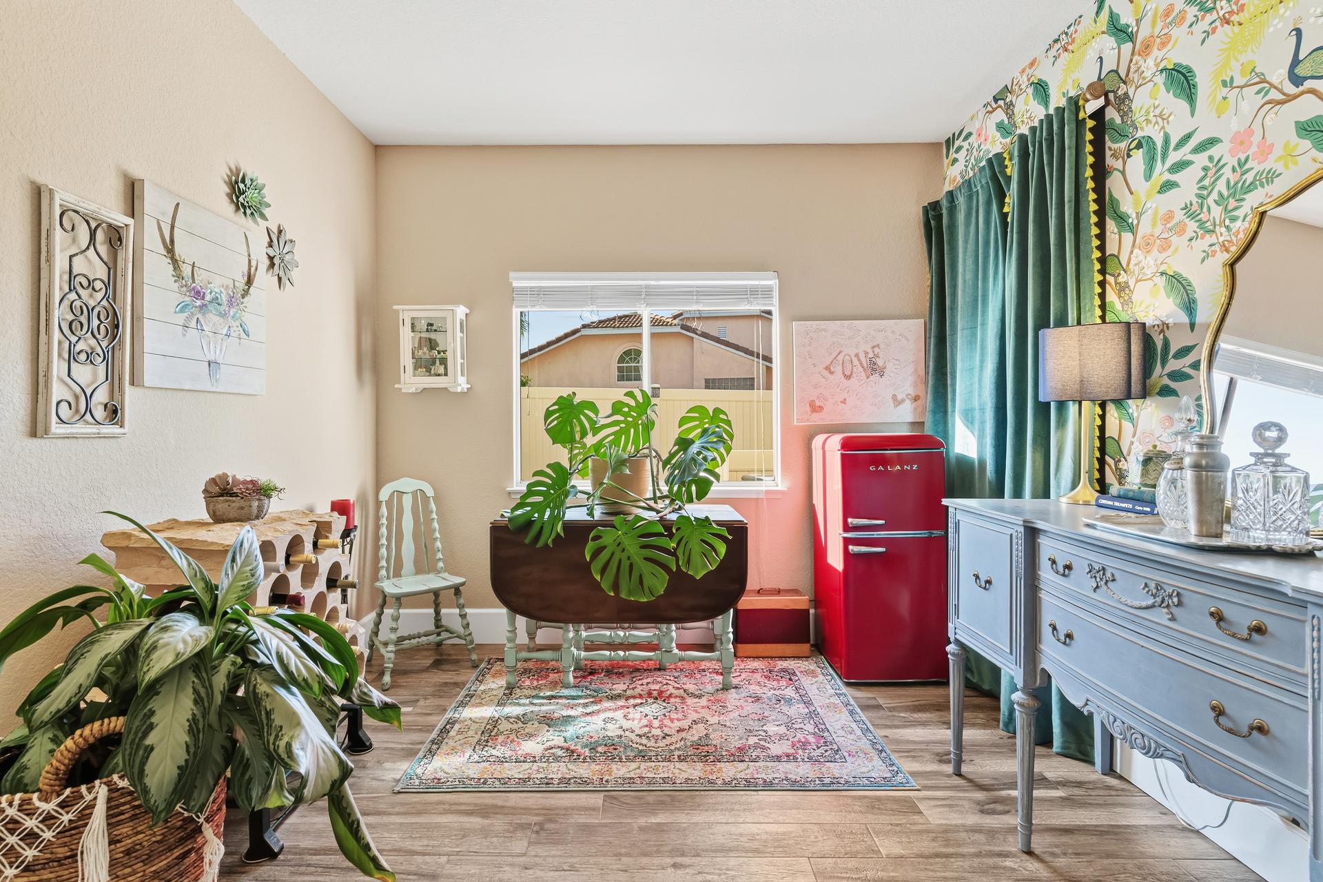 5th Bedroom / Sitting Room