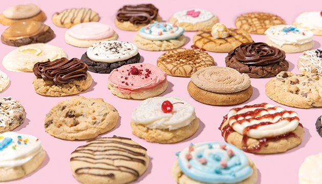 Crumbl cookie bakery at Narcoossee Cove on Narcoossee Road in Lake Nona
