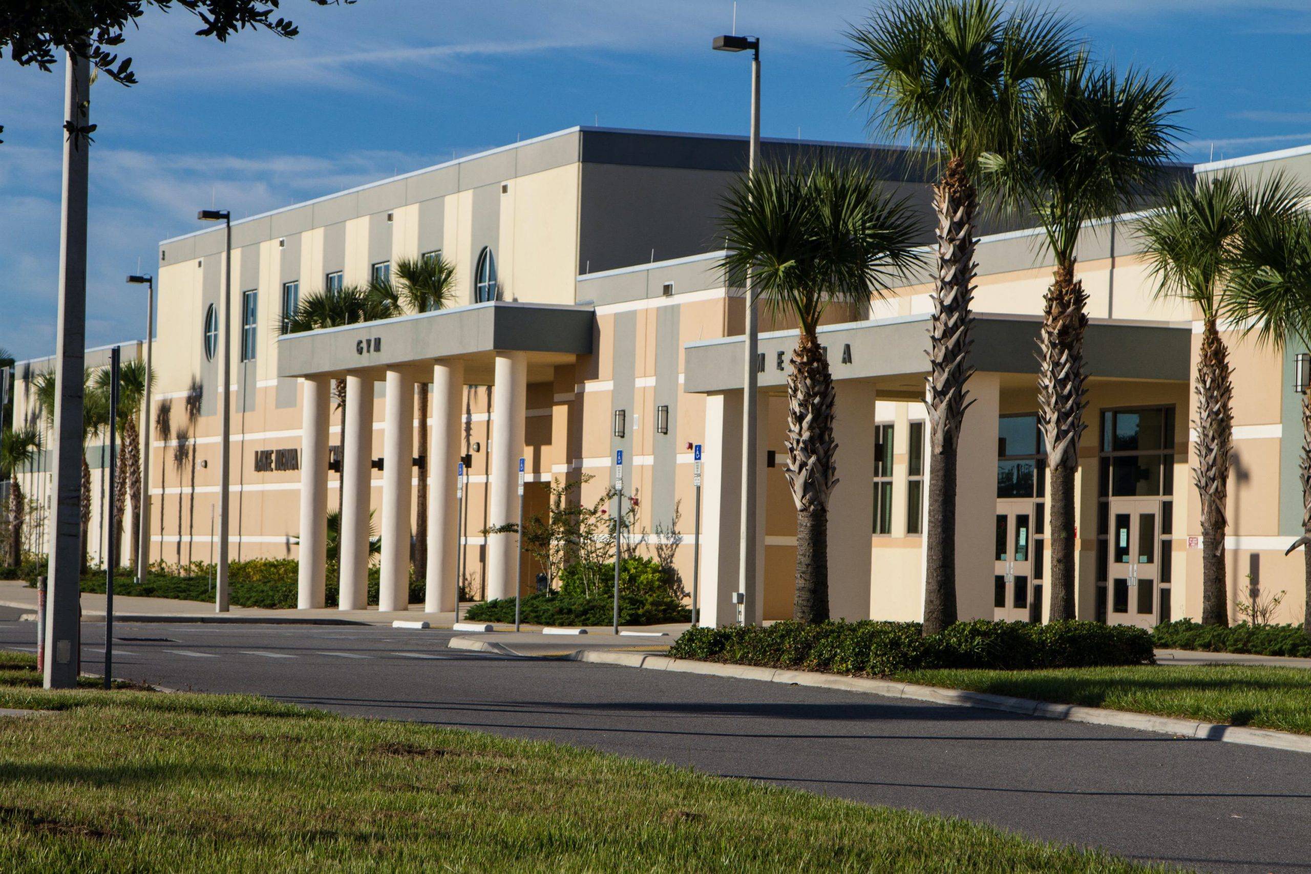 https://u.realgeeks.media/lakenonafloridaproperties/lake-nona-high-school.jpg