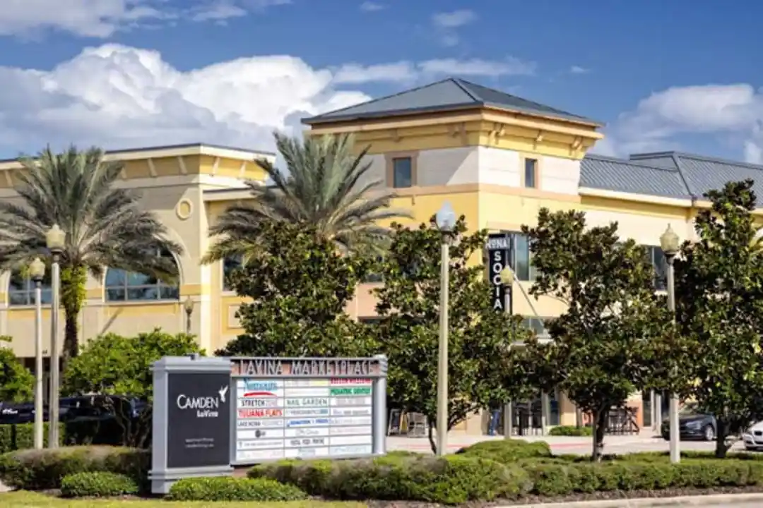 LaVina Marketplace shopping center