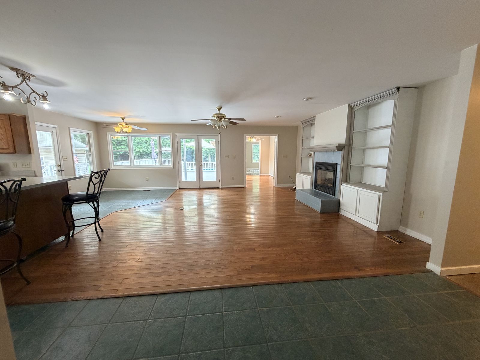10002 Buckskin Trail, Gloucester VA - Great room