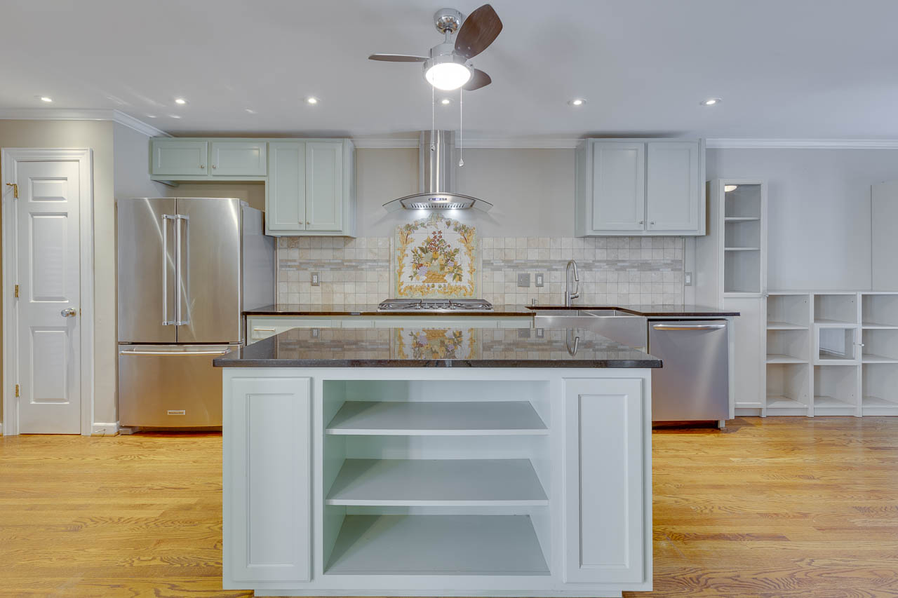 1205 Shadow Way Kitchen