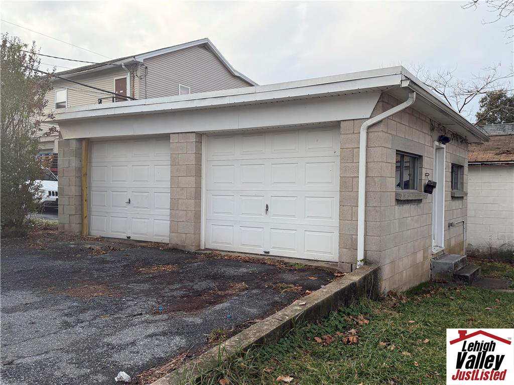 2 car garage