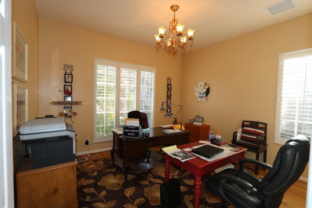 Boinita Springs Home Office 