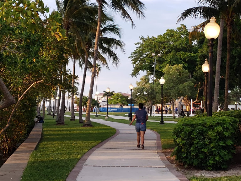 Fort Myers River Walk Path 164 365 Things To Do