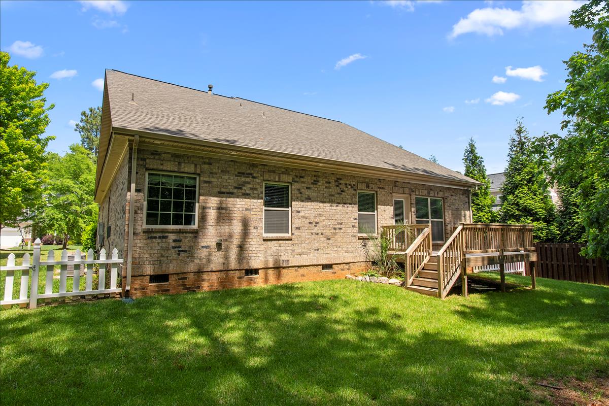 121 Misty Woods Drive