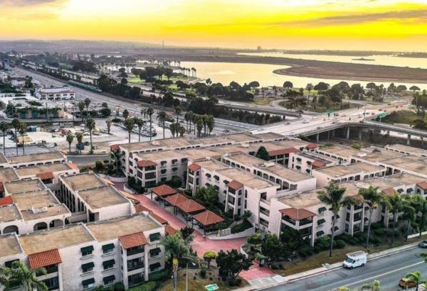 Costa Viva Condos Bay Park
