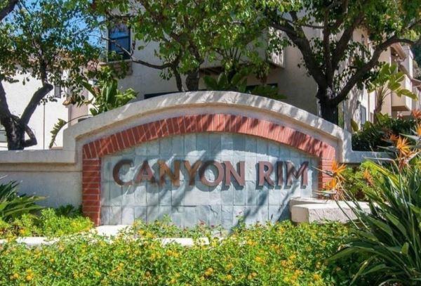 Canyon Rim Condos Clairemont