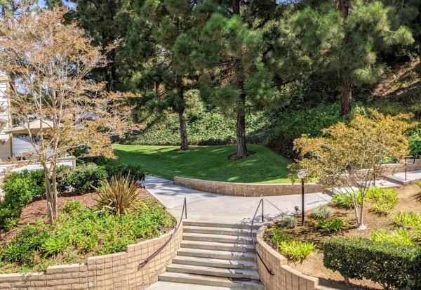 Chateau Townhomes Clairemont