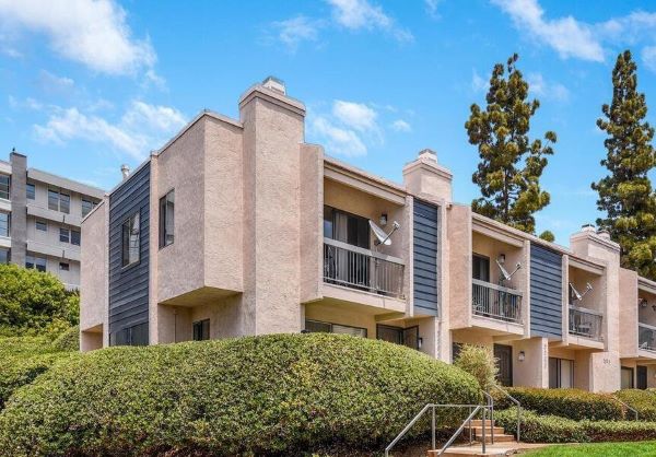 Pacific Racquet Club Townhomes