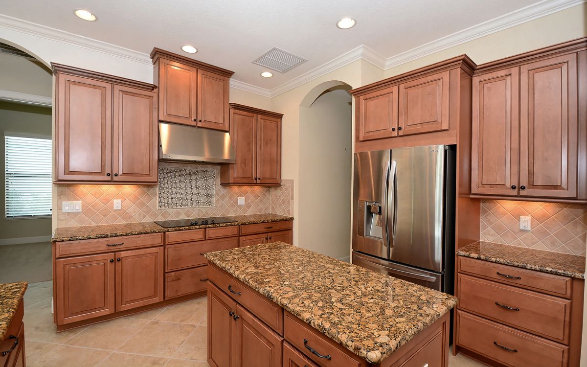 5259 Castello Kitchen
