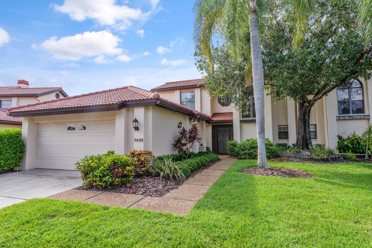 JUST LISTED 7455 OAK MOSS DR. 24, SARASOTA, FL 34241