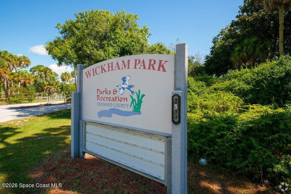 Wickham Park entrance sign in Melbourne FL, near Weston Park
