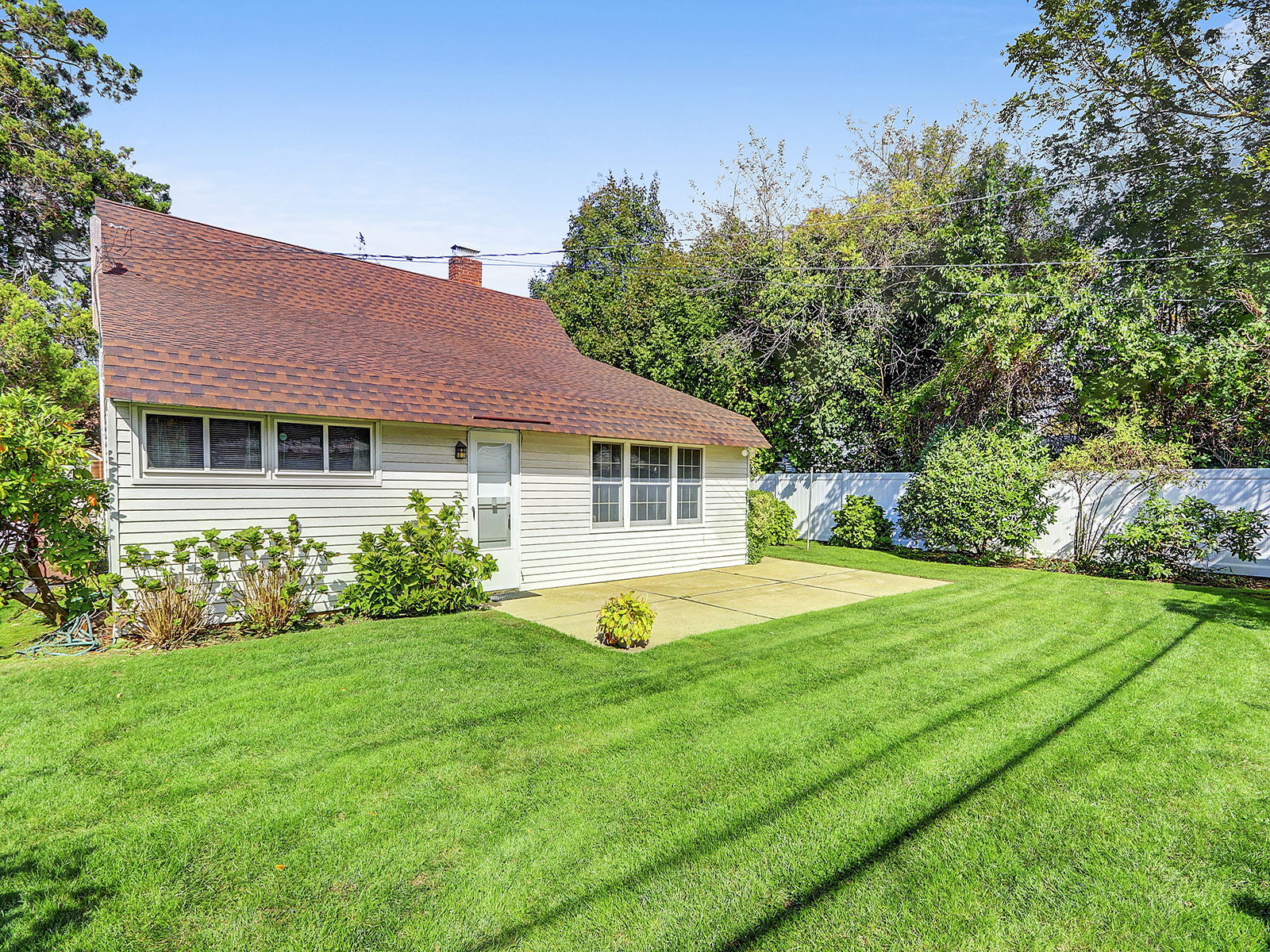 Hicksville Exclusive Listing